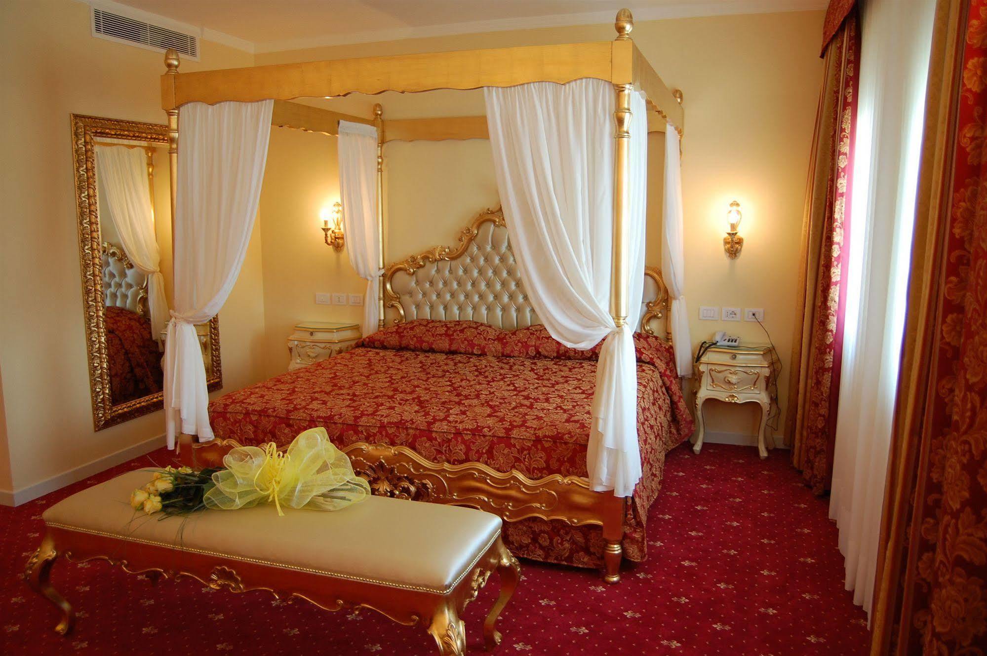 Hotel Motel Gold Calcinate Dış mekan fotoğraf