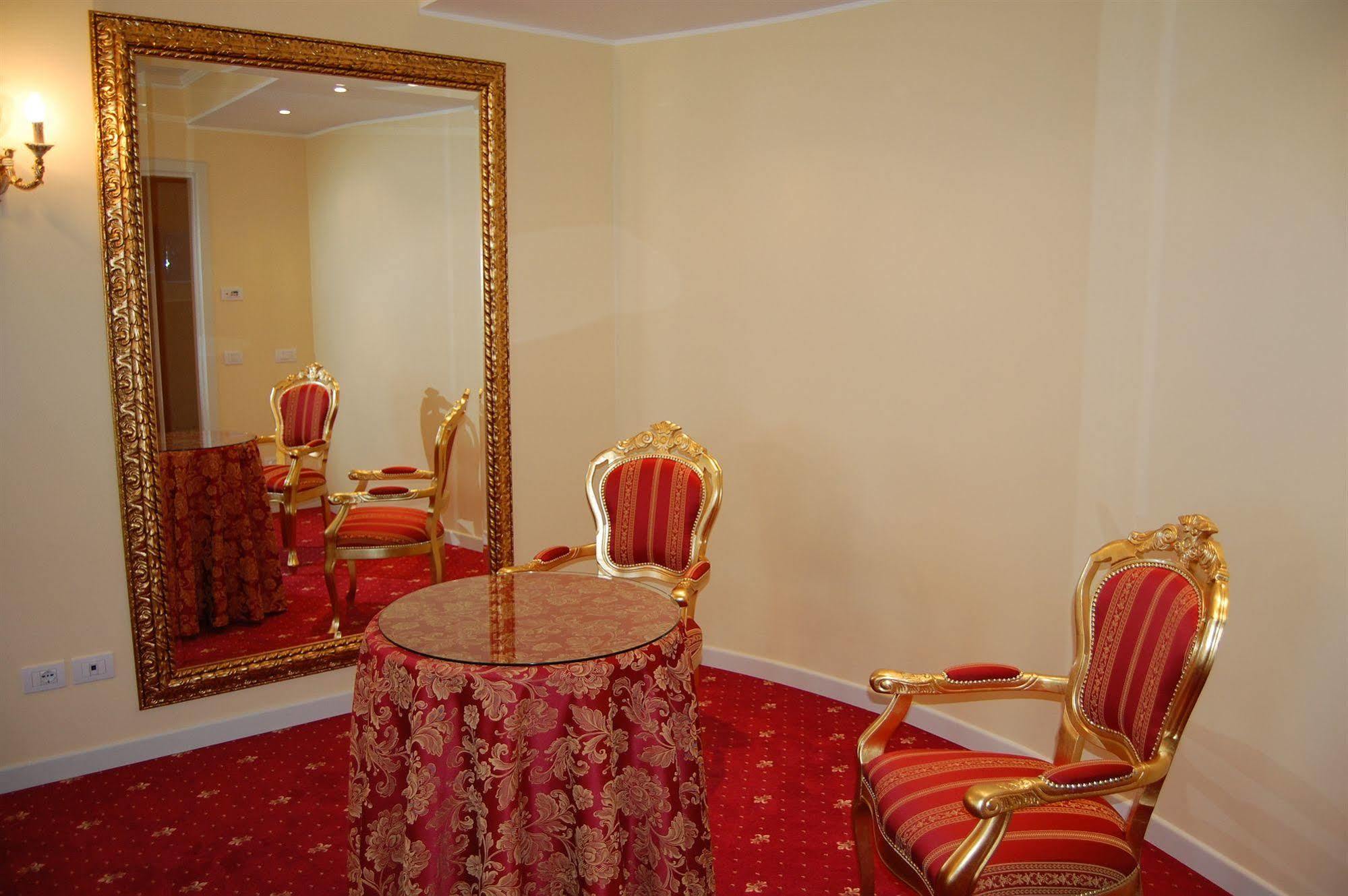 Hotel Motel Gold Calcinate Dış mekan fotoğraf